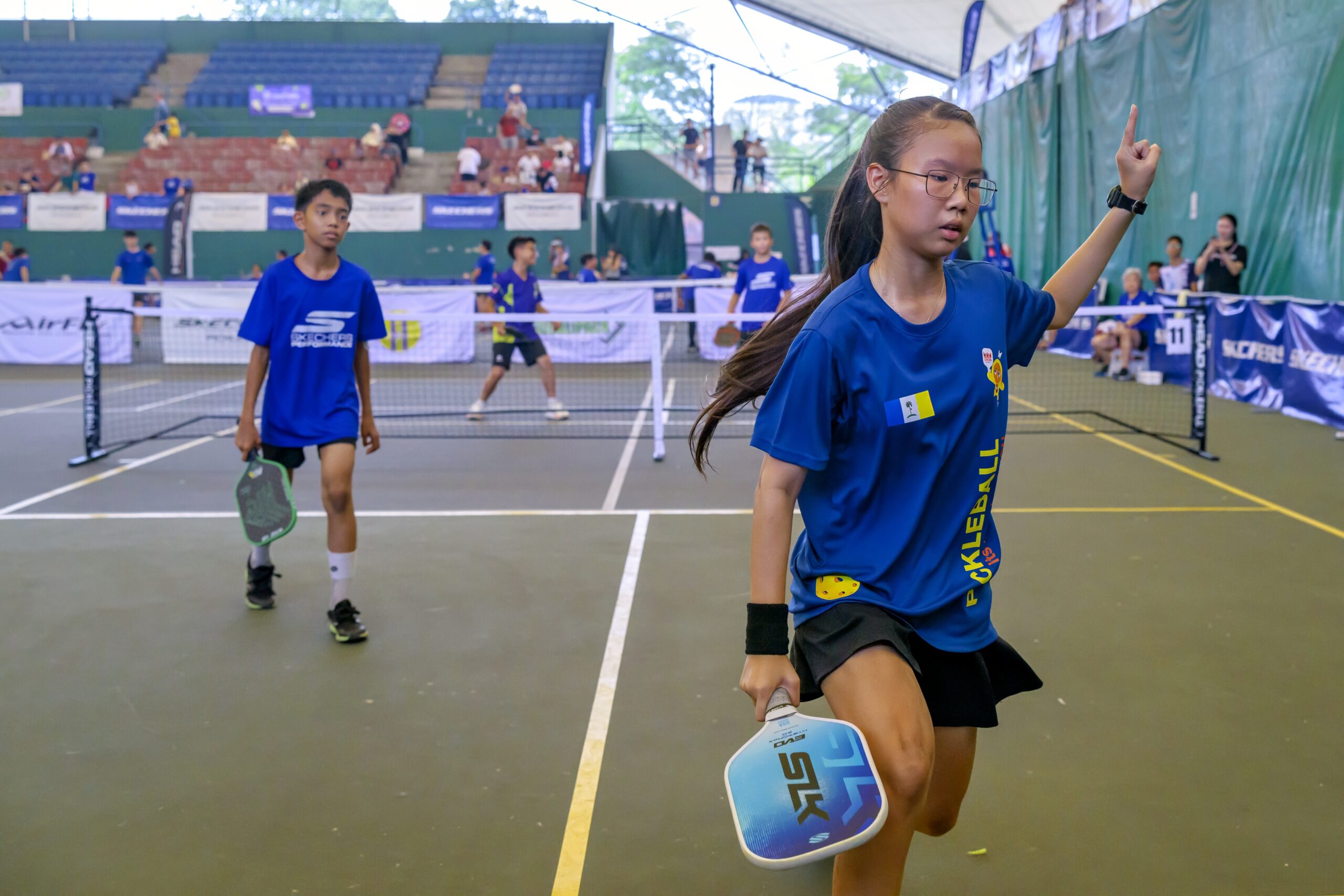 SHOT BY MOMENTS 2 MEMORIES